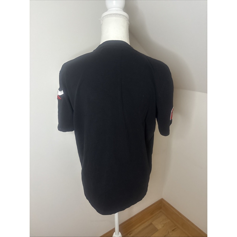 Chicago Bulls Paisly Shirt NBA Embroidered Urban Wear - Picture 2 of 6